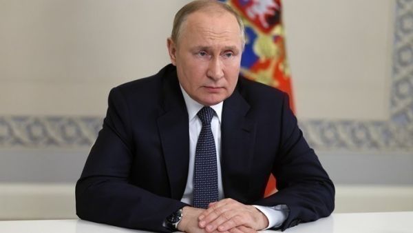 Ο Β. Πούτιν αποστρατεύει τον μαχητή του Ψυχρού Πολέμου Πάτρουσεφ και αναδεικνύει δύο νεότερους σε ηλικία συνεργάτες